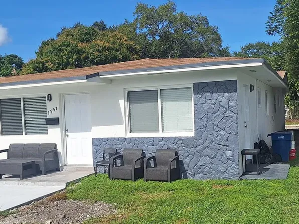 1557 NE 148th St #1557, Miami, FL 33161
