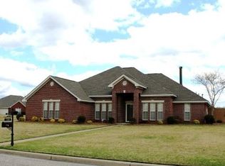 7207 Greenfield Rd, Montgomery, AL 36117