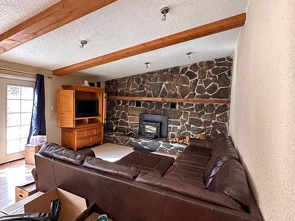 5th image of 67 Brookside Dr