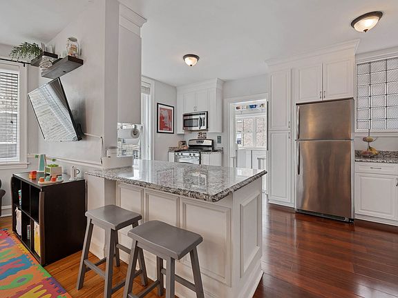 4th image of 6650 N Glenwood Ave #2S