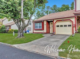 12 Lisa Ct, Matawan, NJ 07747