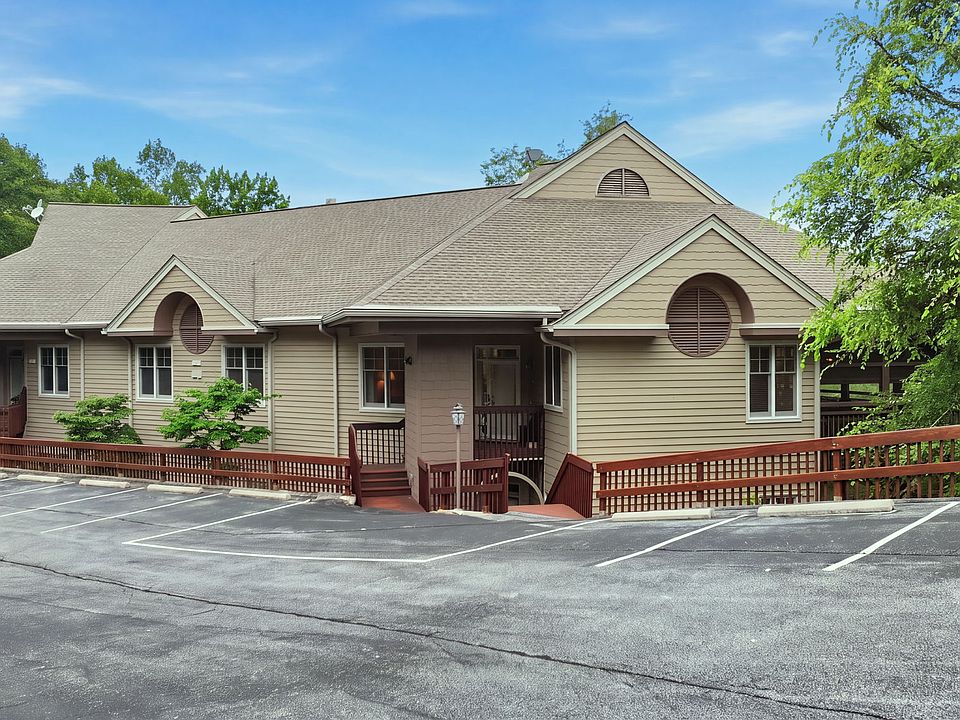 1st image of 410 Highlands Cove Drive #D