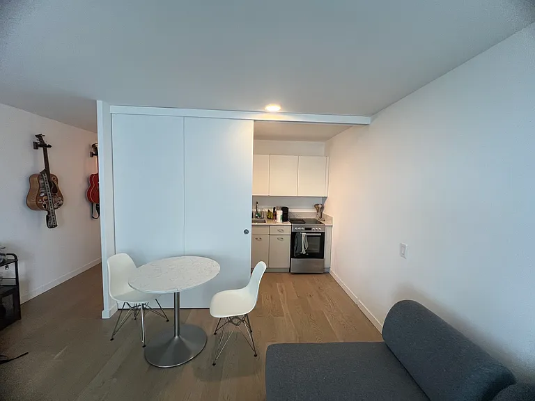 2400 N Lakeview Ave #1016 — Photo 7
