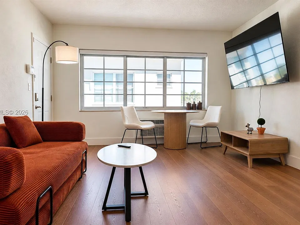 951 Jefferson Ave #3