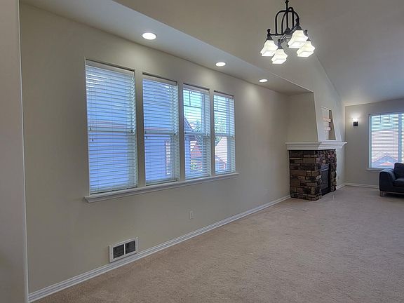 4th image of 2603 Plum Ct Unit B