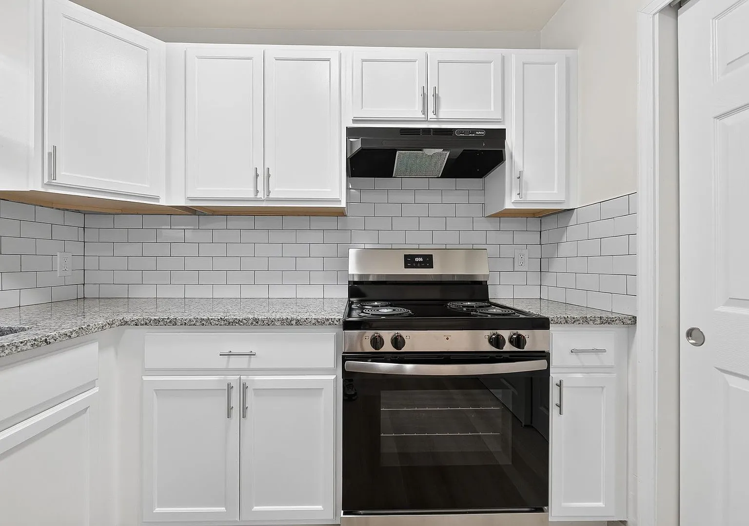 Updated 4 Bedroom Home - Available Now! — Photo 3