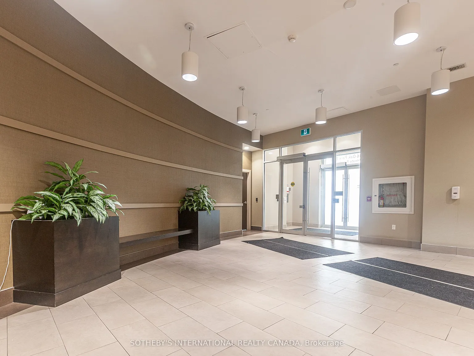 2 bed, $3,000 — Photo 4