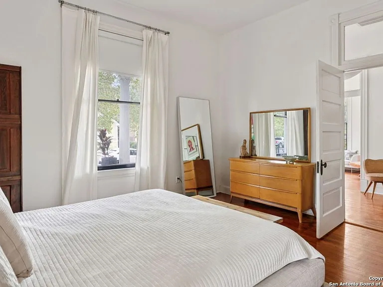 227 Claudia St #1 — Photo 25