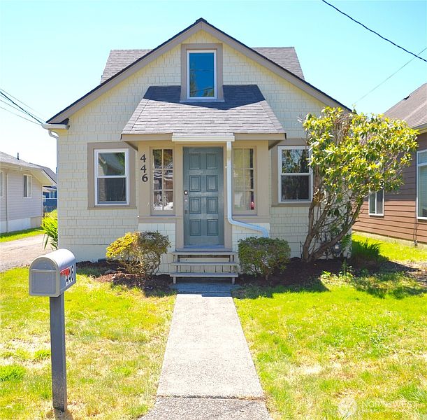 2nd image of 446 Eklund Avenue