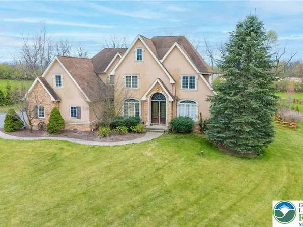 3272 Gun Club Rd, Nazareth, PA 18064