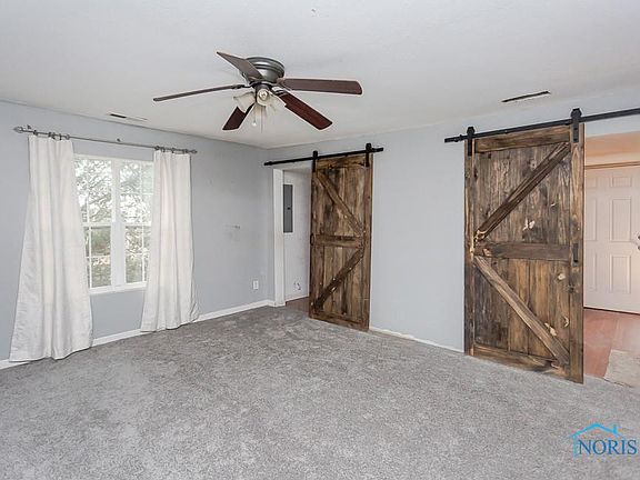 3rd image of 353 East Ave