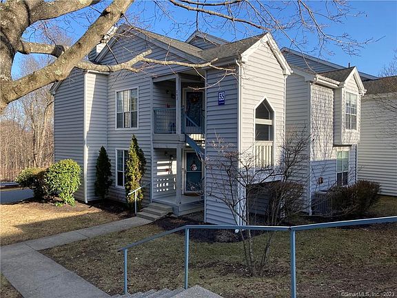 2nd image of 55 Leafwood Ln APT 292