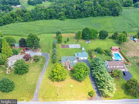 3rd image of 231 Gin Mill Rd