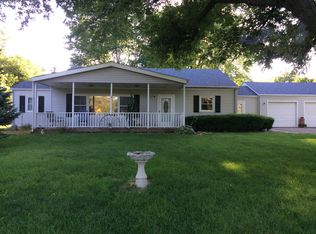 4204 180th St N, East Moline, IL 61244