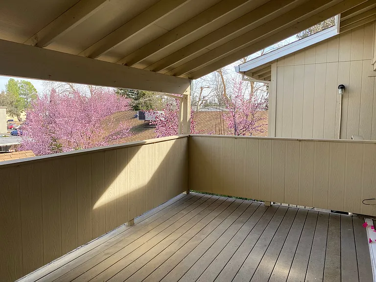 5727 Sutter Ave — Photo 14