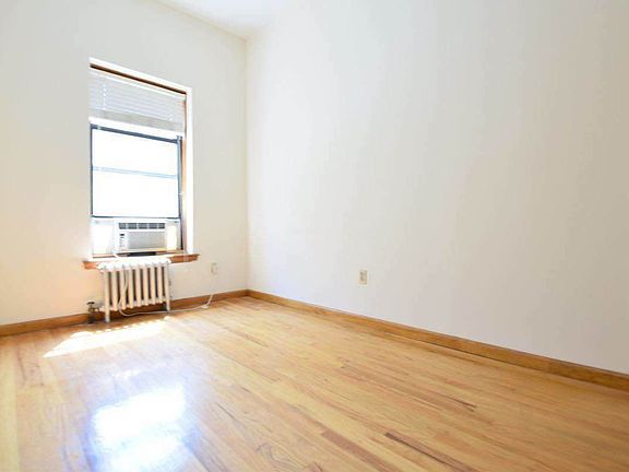 4th image of 128 W 75th St APT 4B