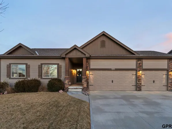 7713 S 188th St, Omaha, NE 68136