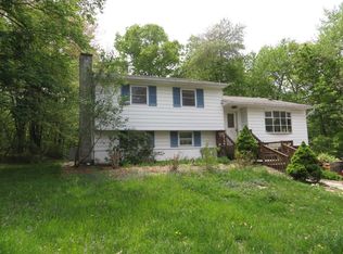 14 Marnik Rd, Wappingers Falls, NY 12590