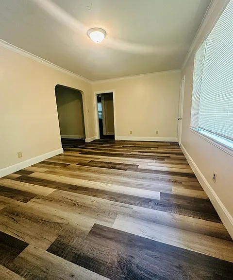 4017 Kimball Ave — Photo 2