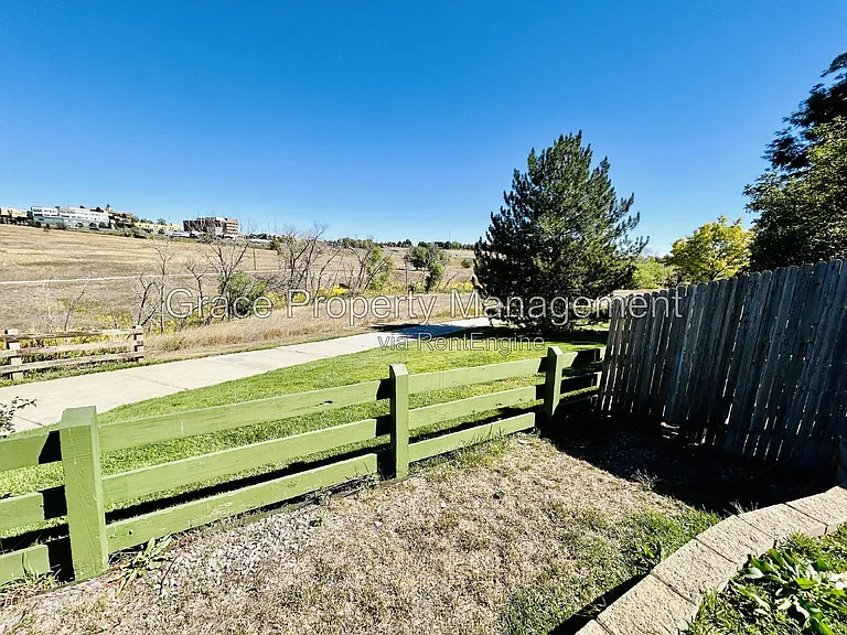 424 W 91st Cir — Photo 17