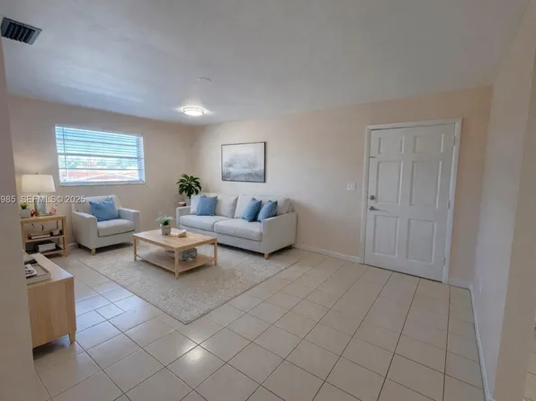 50 W 31st St APT 203, Hialeah, FL 33012