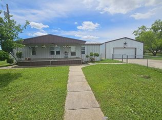 9228 Sallys Way, Alvarado, TX 76009