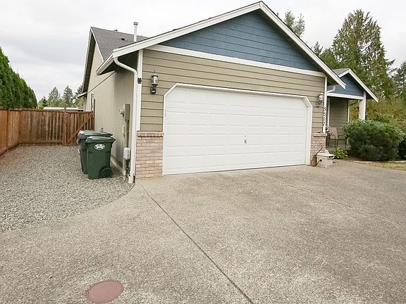 4th image of 5517 208th Street Ct E
