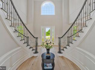 14785 Bankfield Dr, Waterford, VA 20197