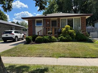 56 Barrett Cres, London, ON N6E1T5