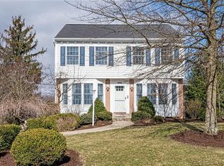 406 Pin Oak Dr, Mc Donald, PA 15057