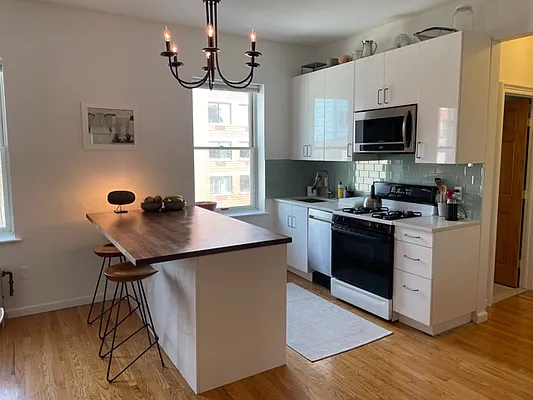 Rented by Douglas Elliman | media 18