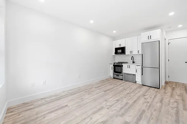 Rented by Compass | media 17