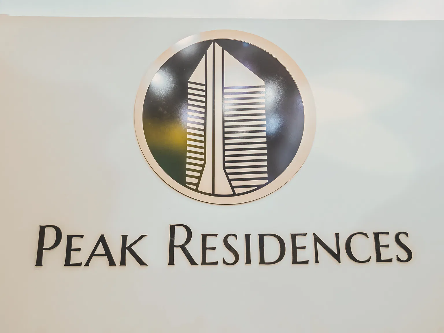 Peak Residences — Photo 2