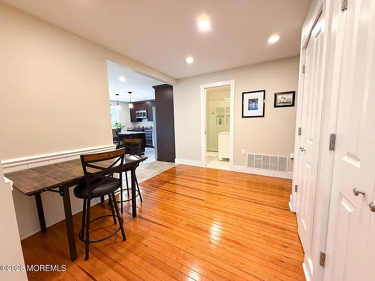 25 Ocean Ave — Photo 11