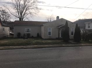 112 Ohio Ave, Nutter Fort, WV 26301
