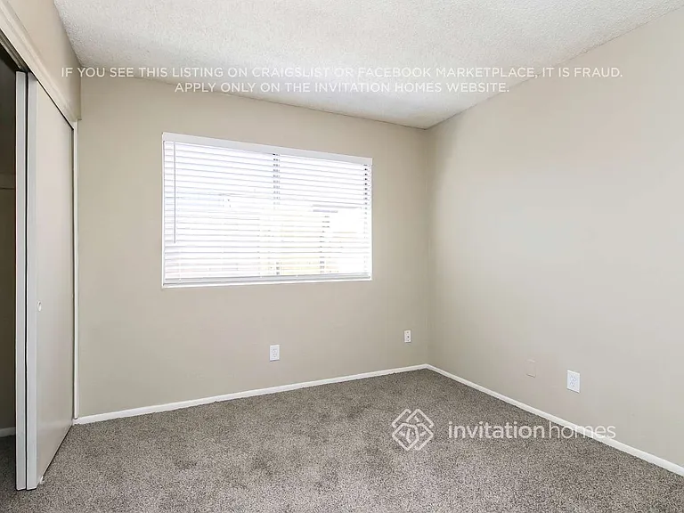 6627 S 44th St — Photo 13