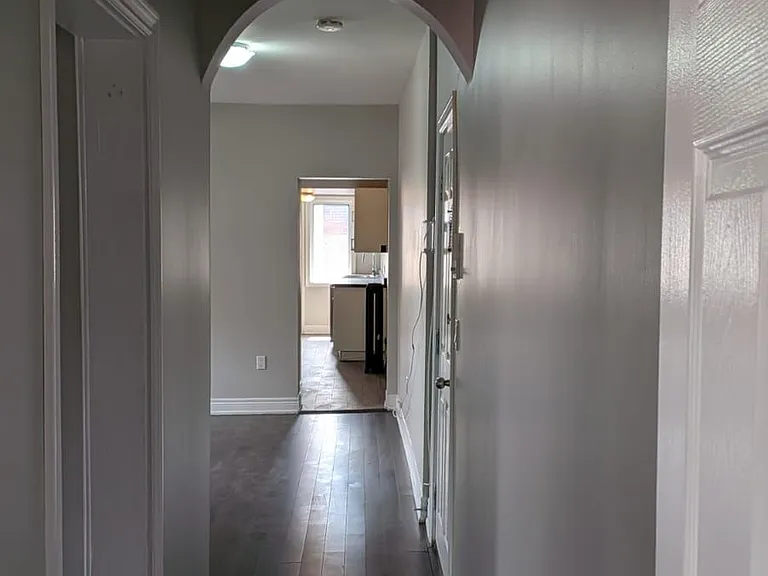 752 Main St E #6A — Photo 2