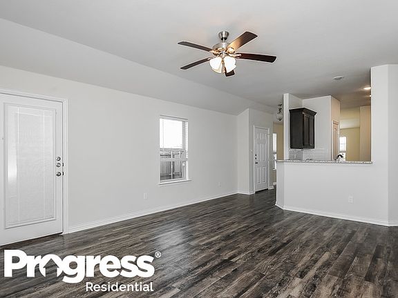 4th image of 9005 Highland Orchard Dr