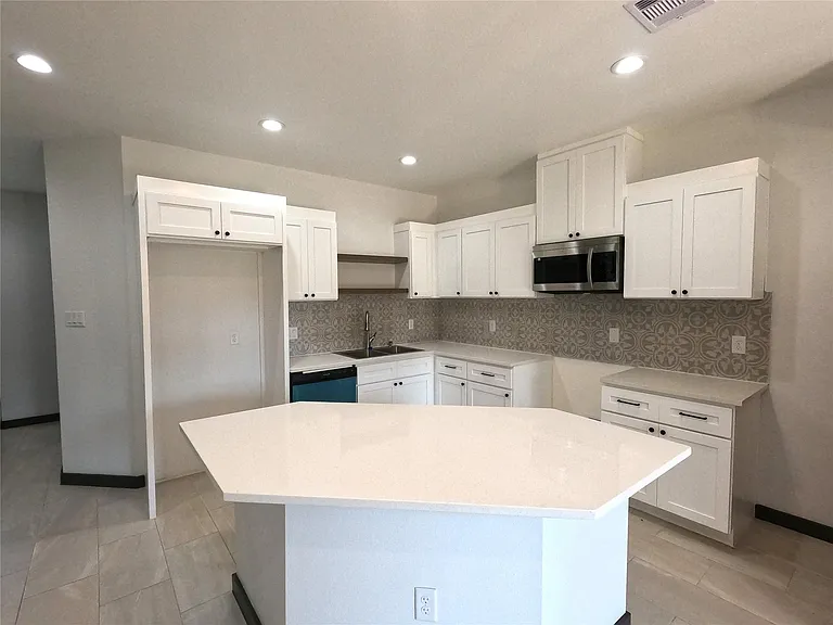 5334 Rapido Rd — Photo 3