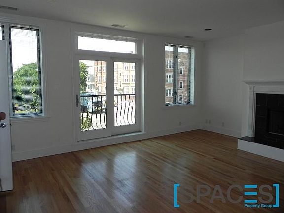 2nd image of 3023 N Ashland Ave APT 4S