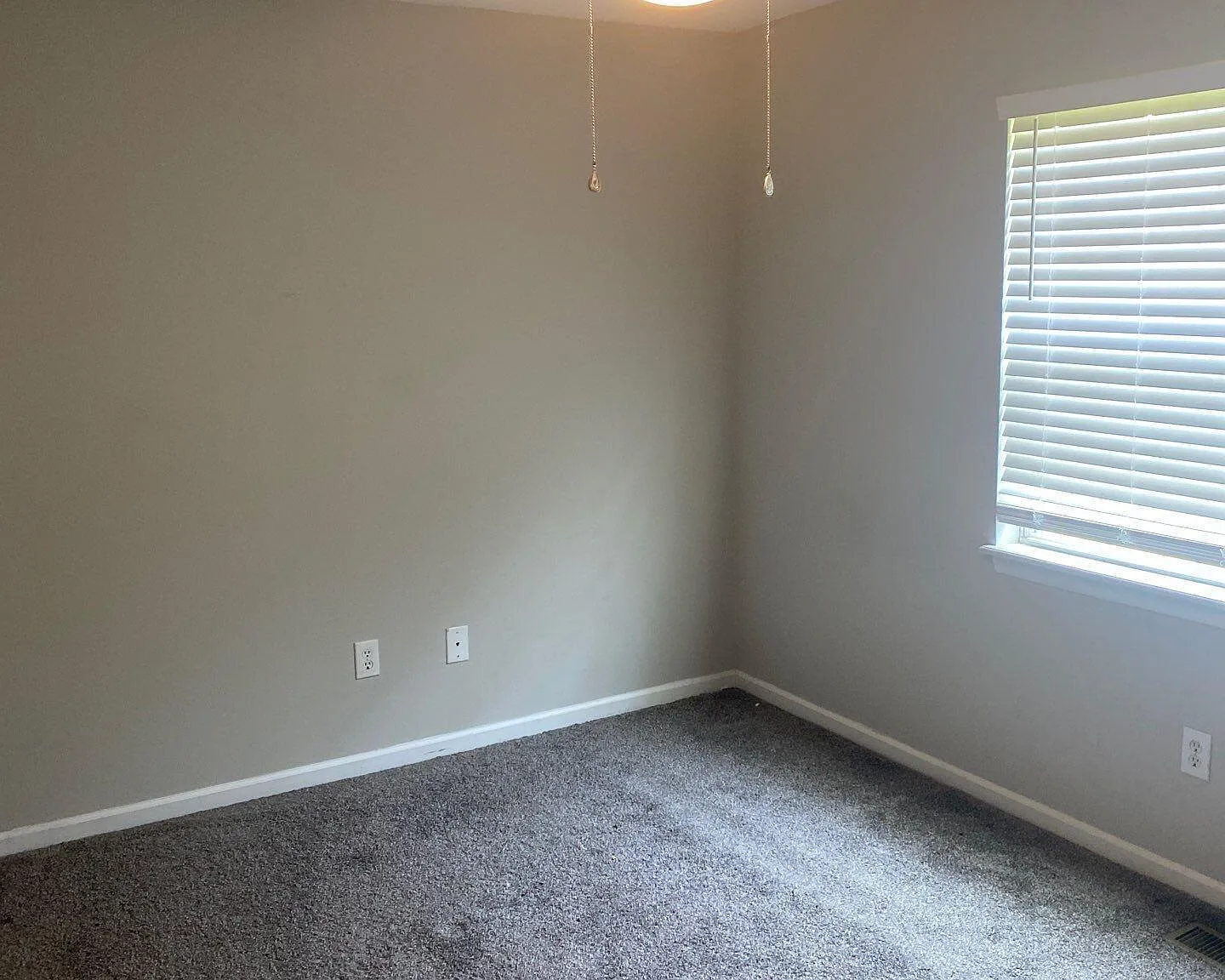 3 bed, 2.5 bath, $1,500 — Photo 4