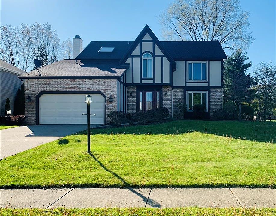1st image of 18250 Wellington Ct