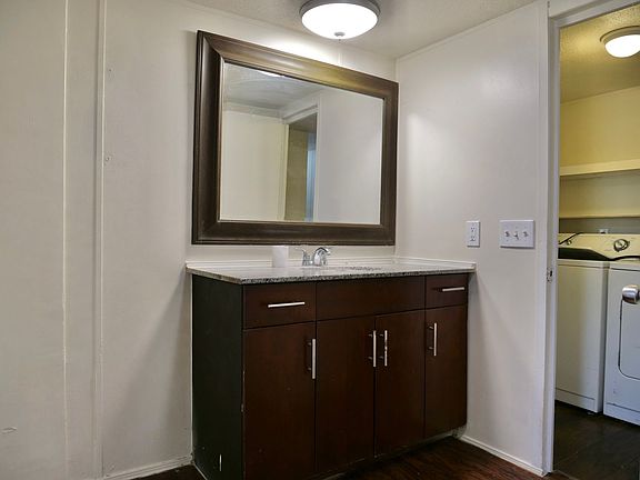 5th image of 1504 Citation Cir #A
