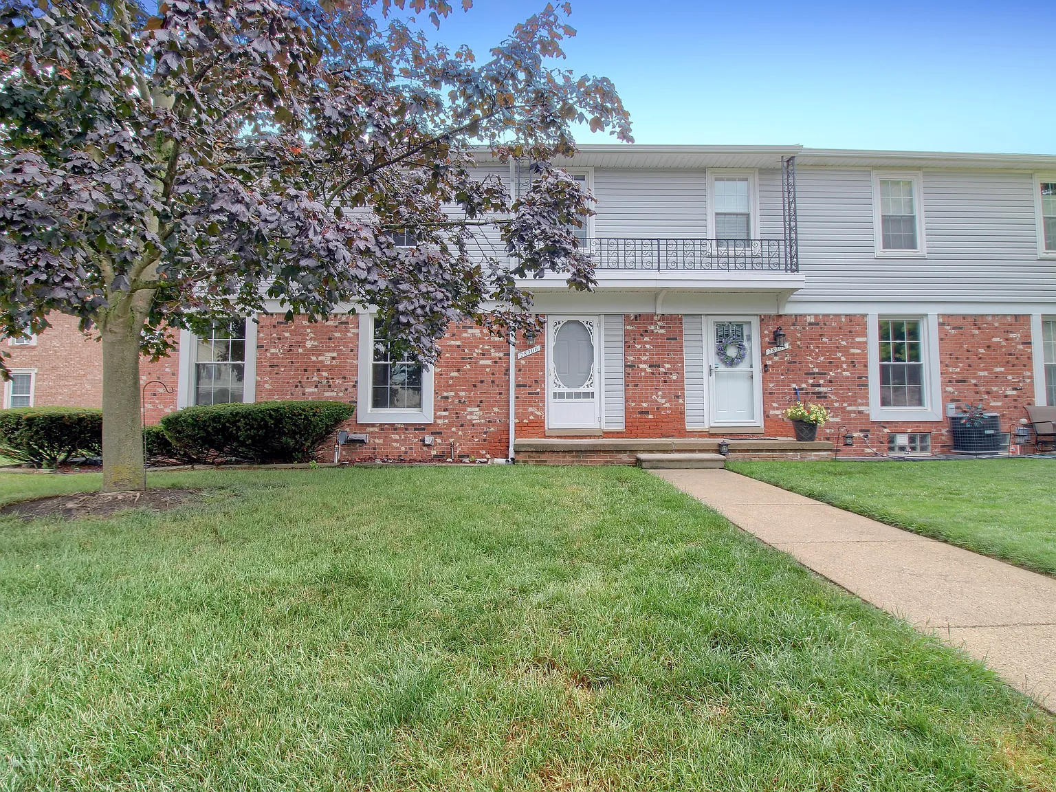 28306 Greenbriar Way — Photo 2