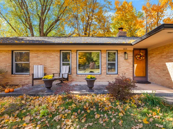 8816 El Rico Dr, Indianapolis, IN 46240