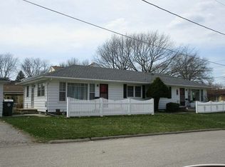1604 Guernsey Ct, Waterloo, IA 50702