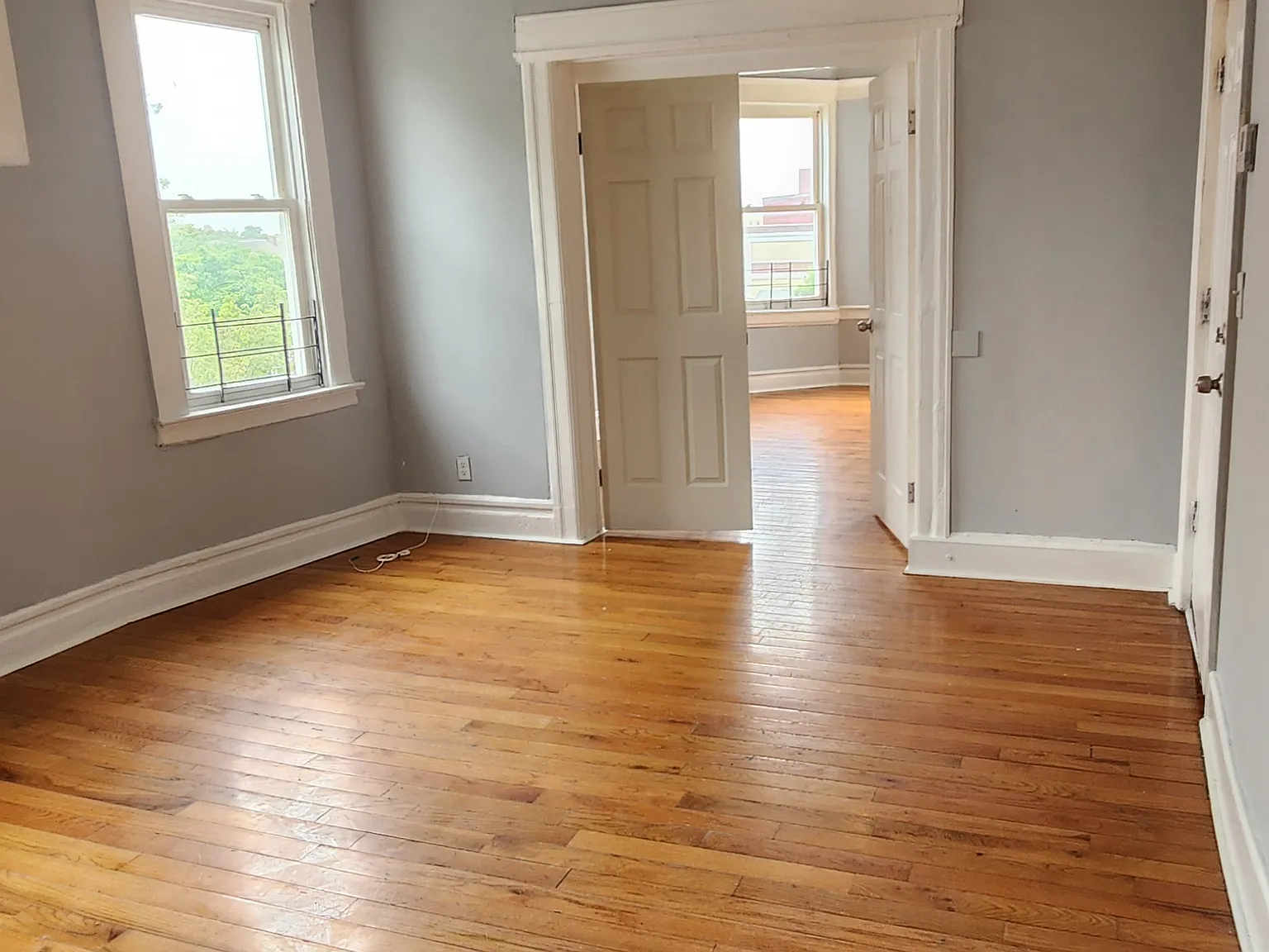 3 bed, 2000 sqft, $2,600 — Photo 4