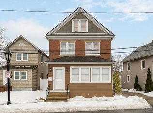 34 S Front Street, Farmingdale, NY