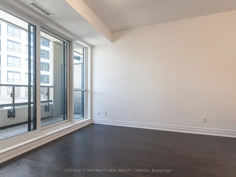 30 Elm Dr W #502 — Photo 18