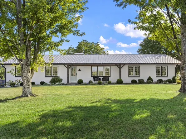 1039 Cole Rd, Winchester, KY 40391